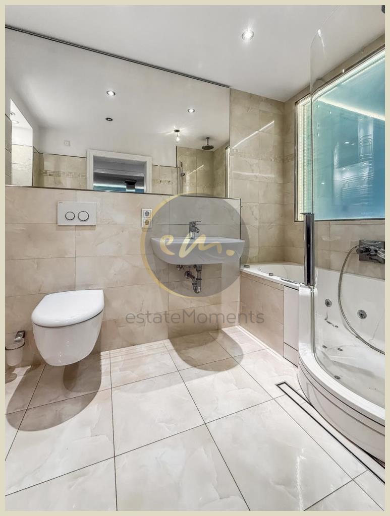 Bad (Beispielbild aus Nachbarwohnung) 2