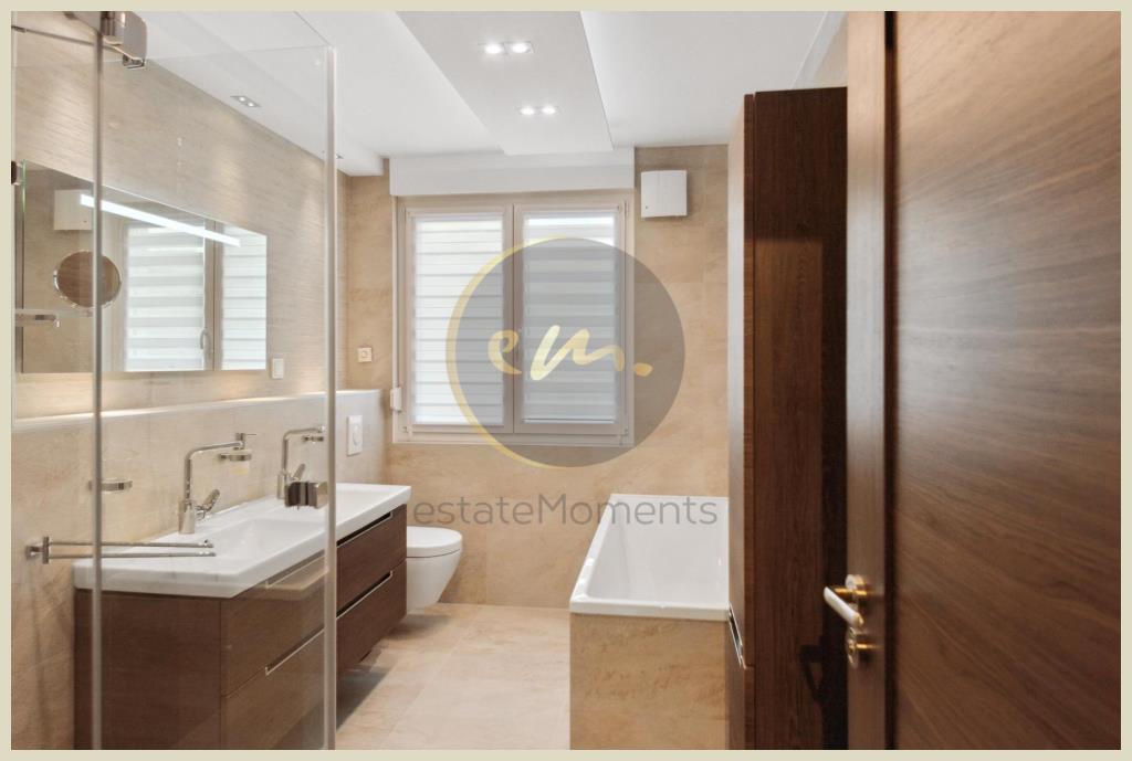 Obergeschoss (Hauptbad)