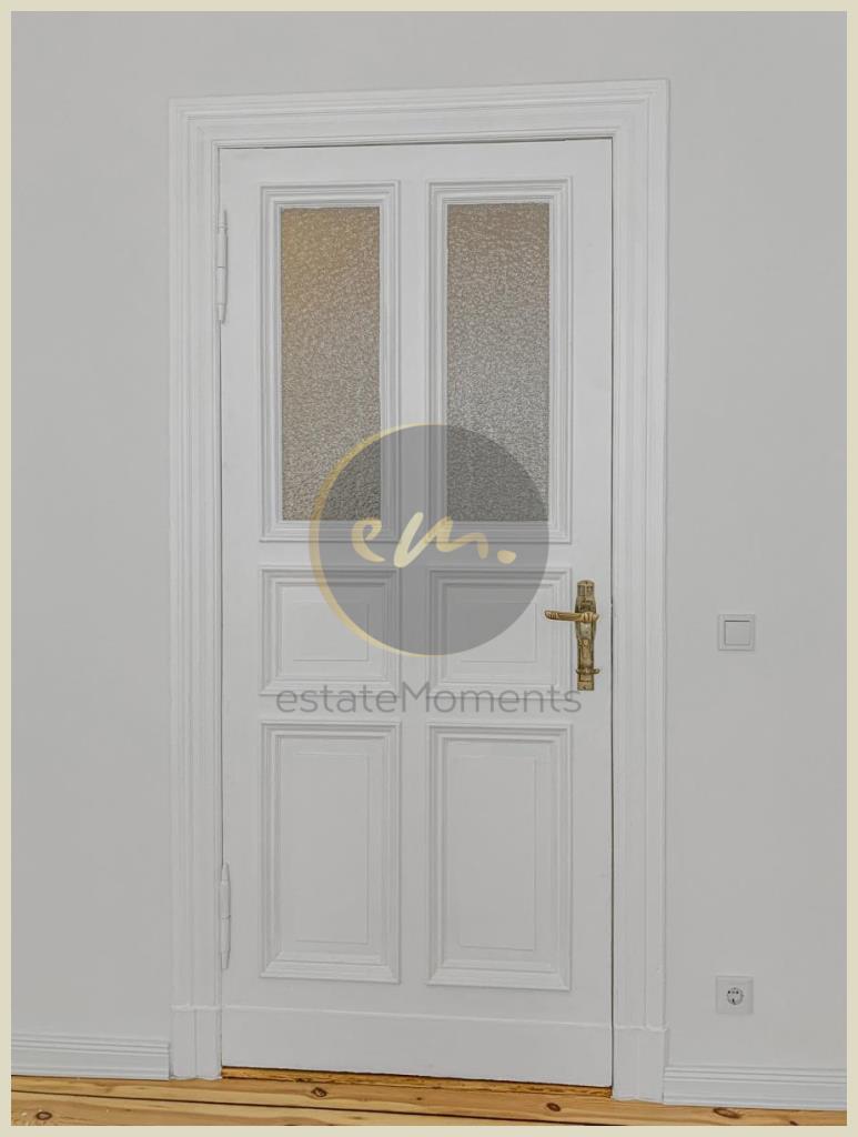 Tür (nach Modernisierung)