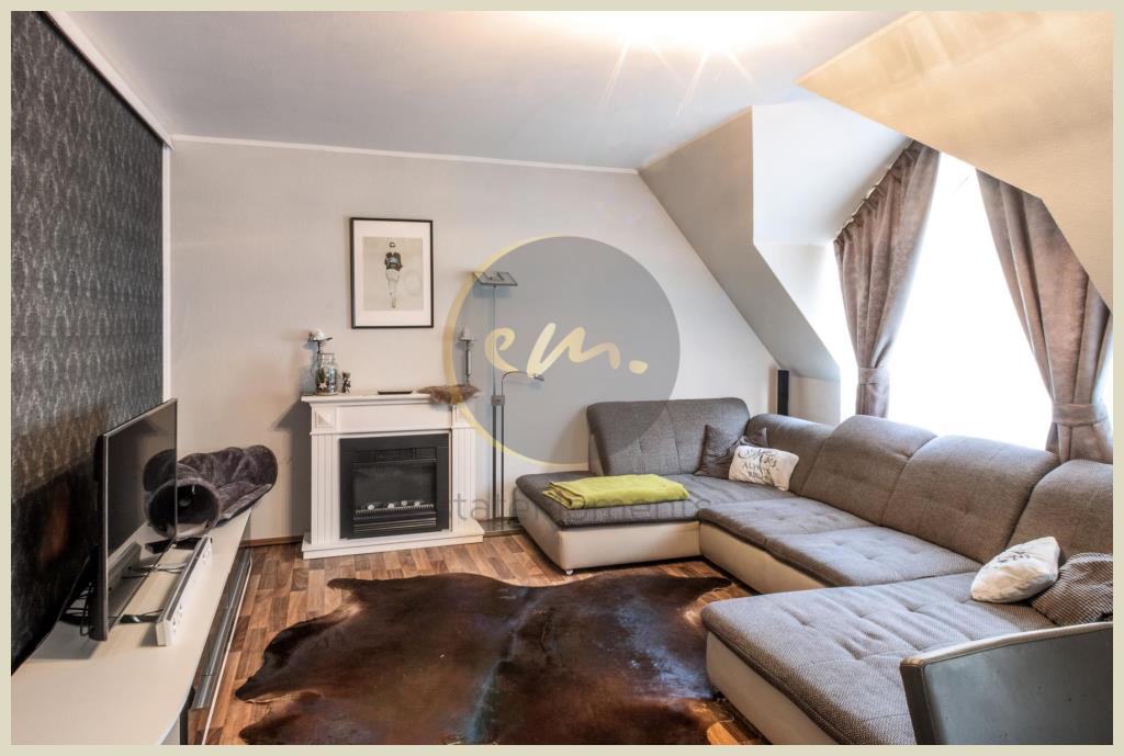 Wohnen (Wohnung 2. OG)