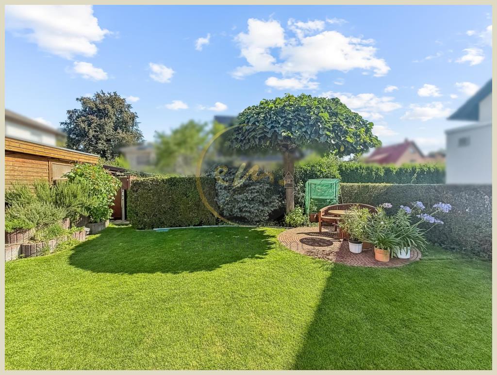 Außenaufnahme (Garten)