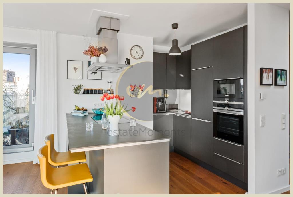 Berlin - Penthousewohnung - Hochwertige Ausstattung, modern, helle und offene Räume...