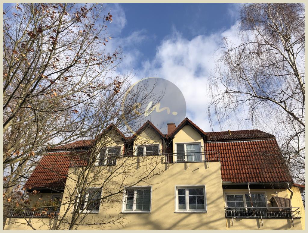 Kleinmachnow - Attraktive große 3-Zimmer-Wohnung mit großer Terrasse