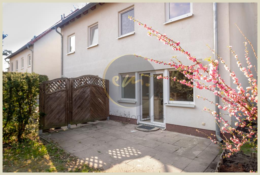 Berlin - Großzügige Doppelhaushälfte mit hellen Räumen und attraktiver Raumaufteilung