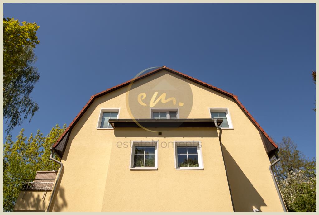 Kleinmachnow - Attraktive 3-Zimmer-Etagenwohnung mit zwei Terrassen, Gäste-WC, Kelleranteil und Kfz-Stellplatz