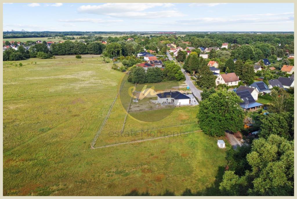 Teltow - Feldrand-, Wald- und Ortsrandlage: Großes Einfamilienhausgrundstück in Teltow, B-Plan vorhanden...