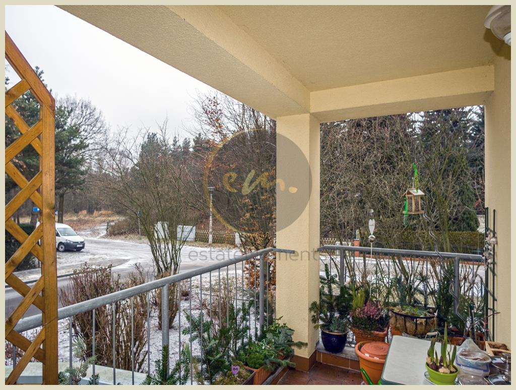 Stahnsdorf - Stahnsdorf - Seniorengerechte, helle Hochparterre-Wohnung mit Balkon in Waldnähe