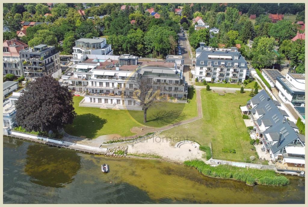 Berlin - Zwei Balkone, barrierefreier Wohnungszugang und direkter Zugang zum Müggelsee