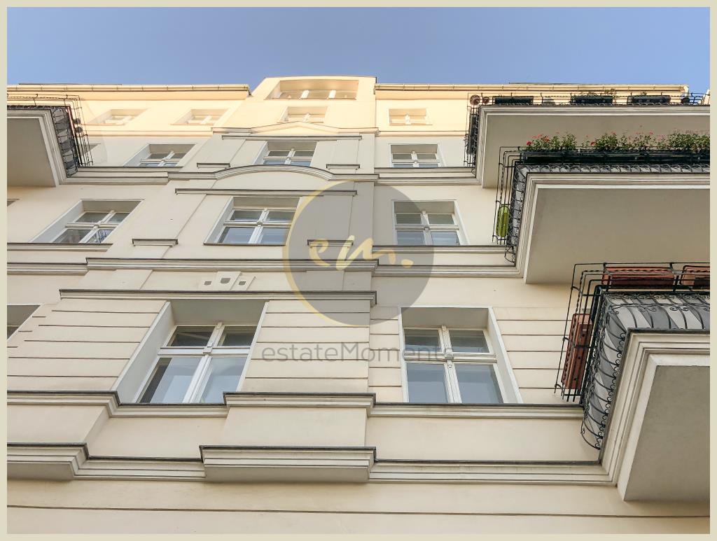 Berlin - Aufteilung möglich, kein Milieuschutzgebiet, attraktiver Stuckaltbau in Berlin-Schöneberg