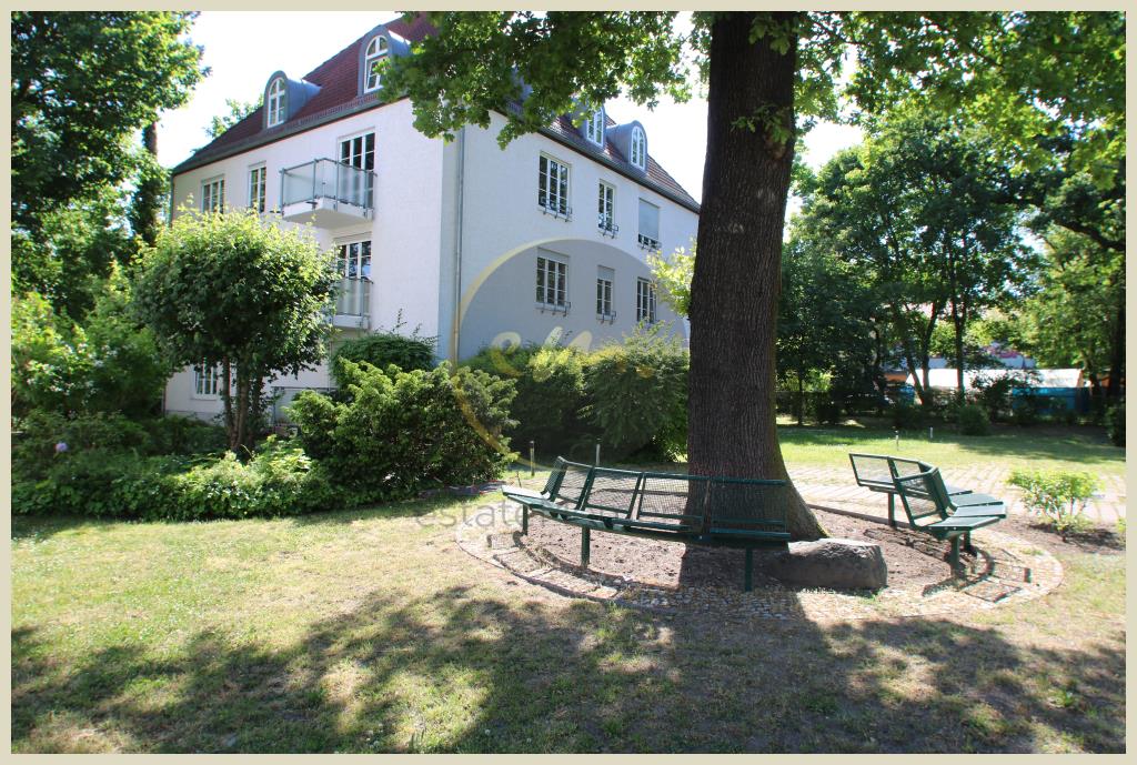 Potsdam - Potsdam Babelsberg Süd, Helle Etagenwohnung in grüner Umgebung