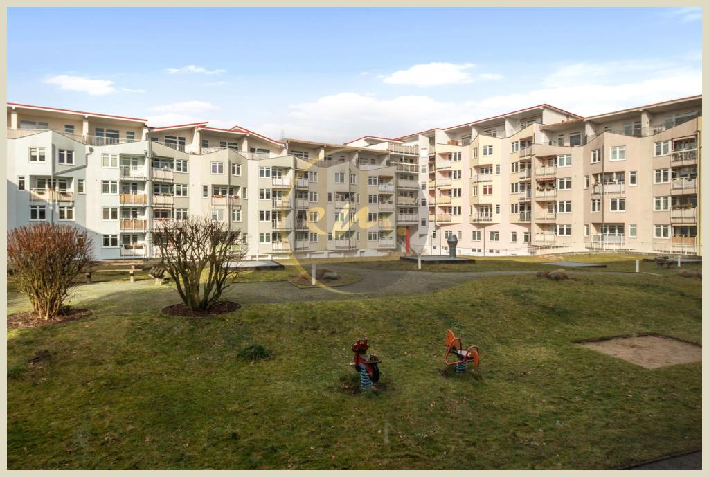 Potsdam - Bezugsfrei: Attrakiver Grundriss, Balkon mit Blick ins Grüne, Tiefgaragenstellplatz