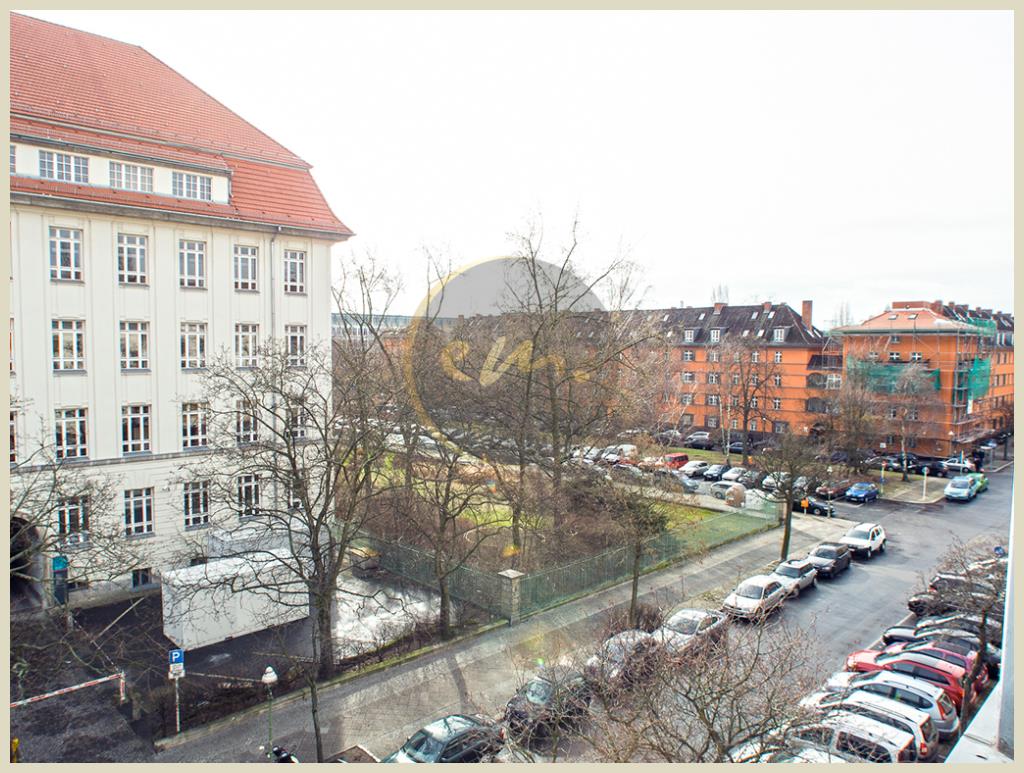 Berlin - Brüsseler Kiez: Sonnige Altbauwohnung in ruhiger Lage...