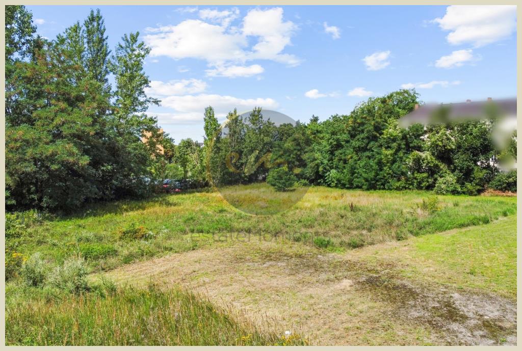 Berlin - Gewerbebauplatz in Berlin-Tempelhof: Autobahnnähe, gewerbliche Nachbarschaft und Bebauungsplan...